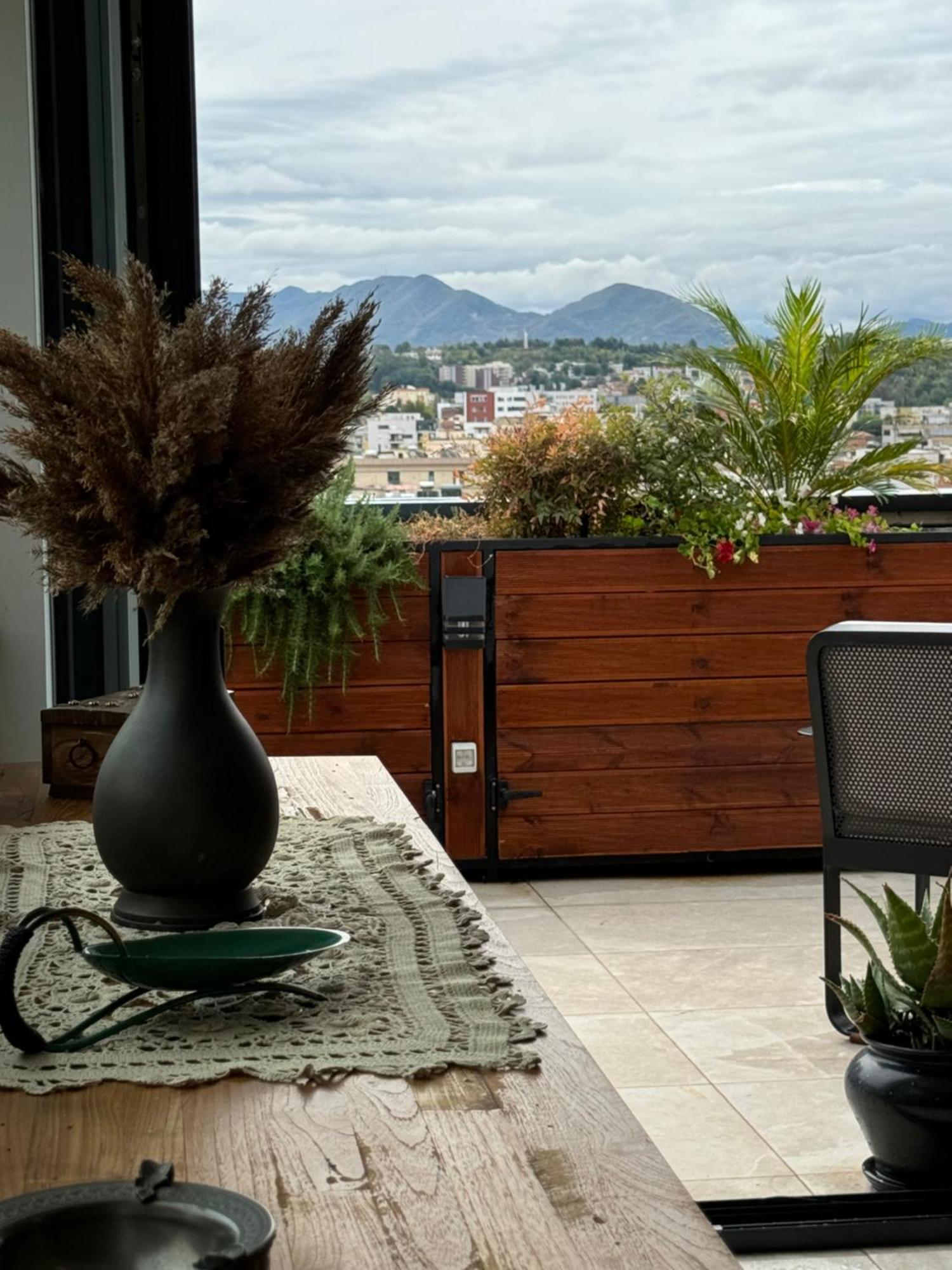 "Superattico" - Central Tirana Gorgeous Penthouse, Free Parking Eksteriør billede