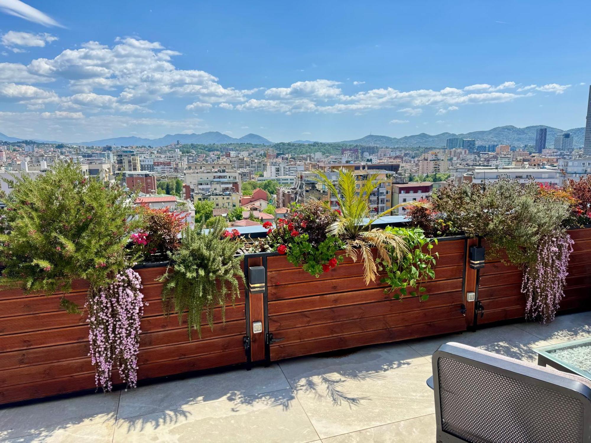 "Superattico" - Central Tirana Gorgeous Penthouse, Free Parking Eksteriør billede